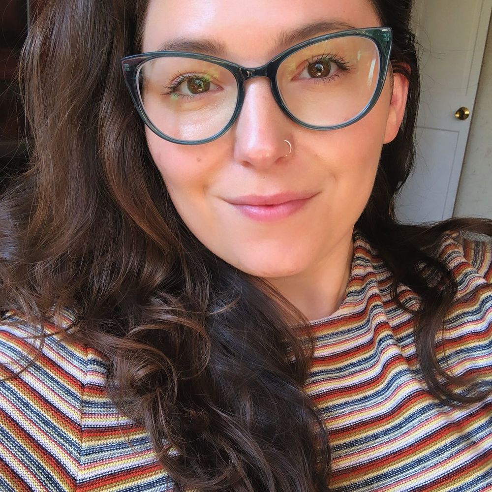 Meet your Posher, Moira
